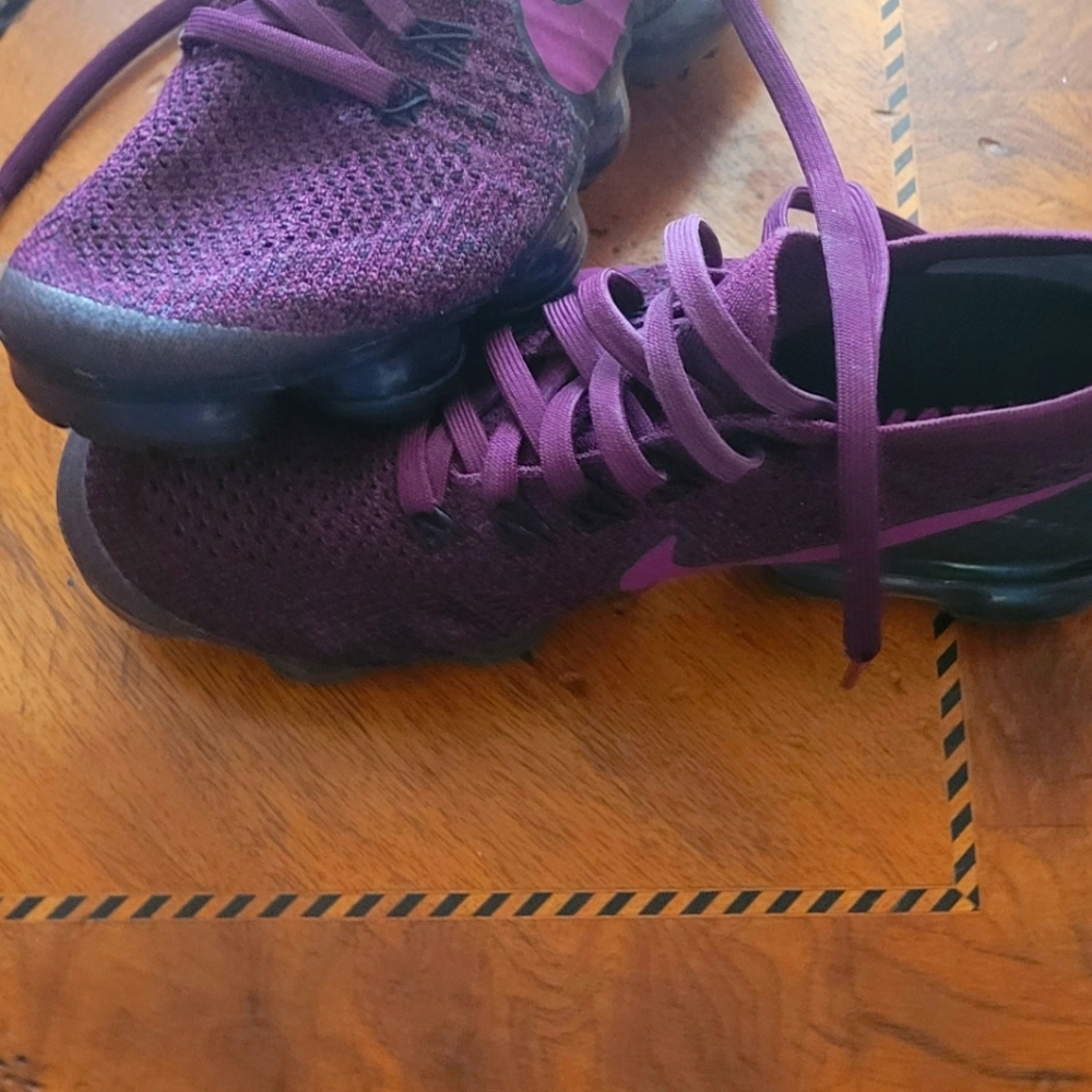 Nike women vapormax